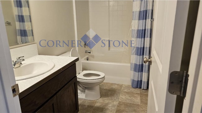 Building Photo - Fantastic Home with RV Parking!