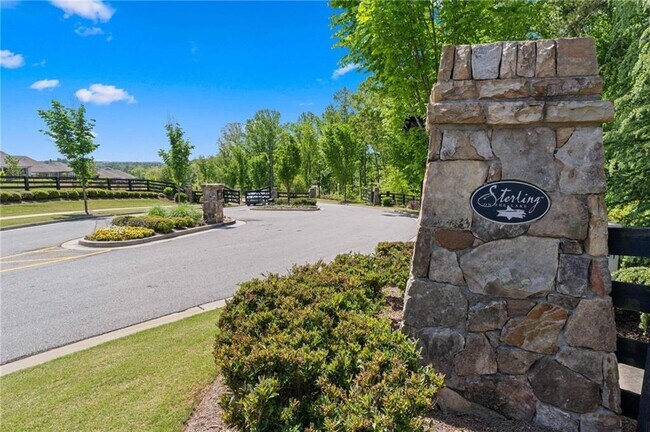 Building Photo - 6931 Scenic Overlook Trace