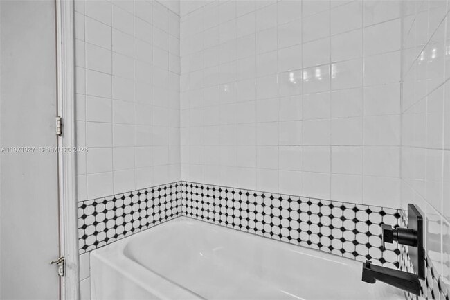 Building Photo - 2167 Hacienda Terrace