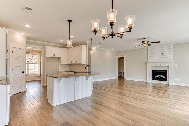 Building Photo - 419 Barrow Ln