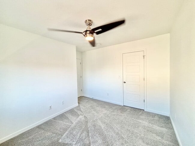 Building Photo - 5148 Andes Way