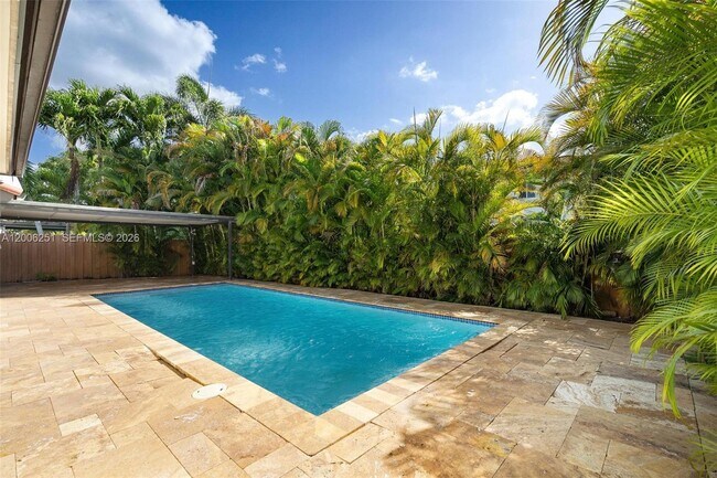 Building Photo - 1581 SW 155th Ct