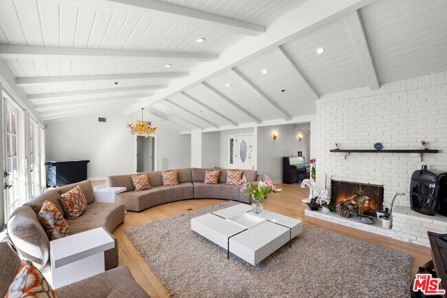 Building Photo - 23628 Long Valley Rd