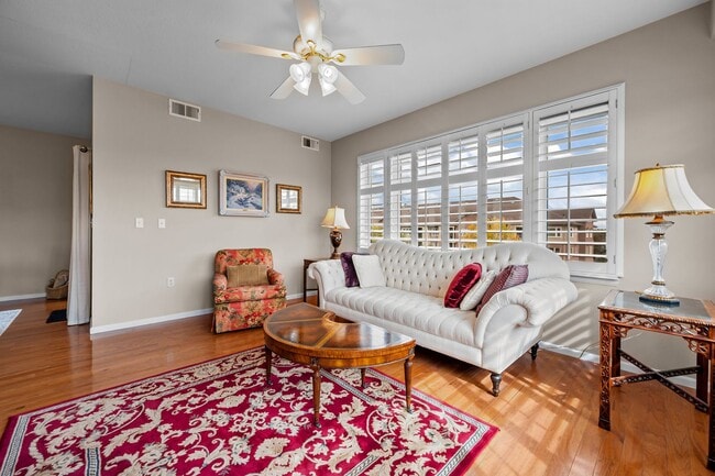 Building Photo - 2894 W Riverwalk Cir