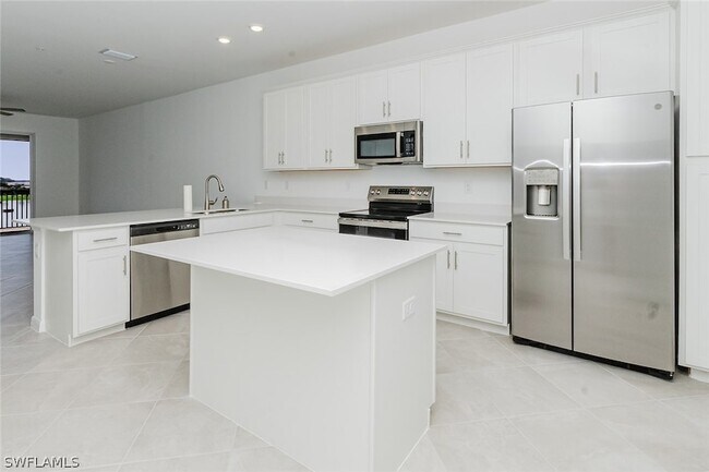 Building Photo - 5583 Double Eagle Cir