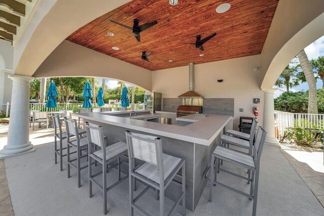 Building Photo - 10980 NW 78th Pl