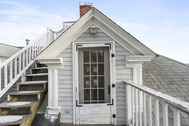 Building Photo - 150 Summer St