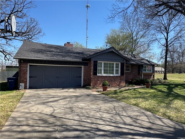 Building Photo - 1505 S Mt Olive St