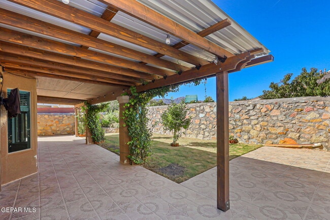 Building Photo - 5021 Silver Cholla Dr