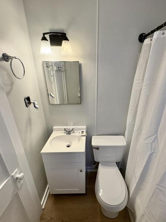 Building Photo - 72 Sabattus St