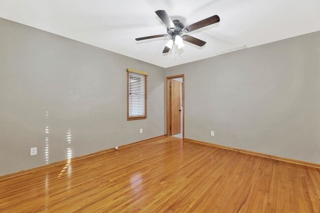 Building Photo - Coming available in February!