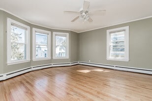 Building Photo - 30 Cutts Ave