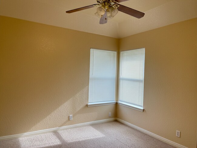 Building Photo - Beautiful 3 Bedroom Home Near Brooks City Base in South San Antonio