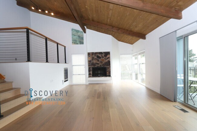 Building Photo - Chic Piedmont Pines Three Bedroom Home Coming Soon!