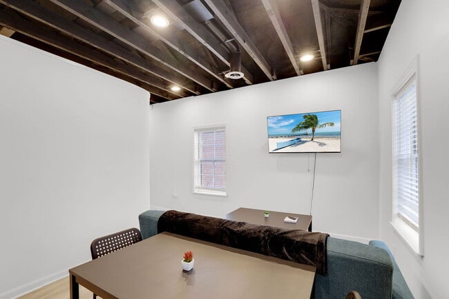 Building Photo - 145 E Livingston Ave