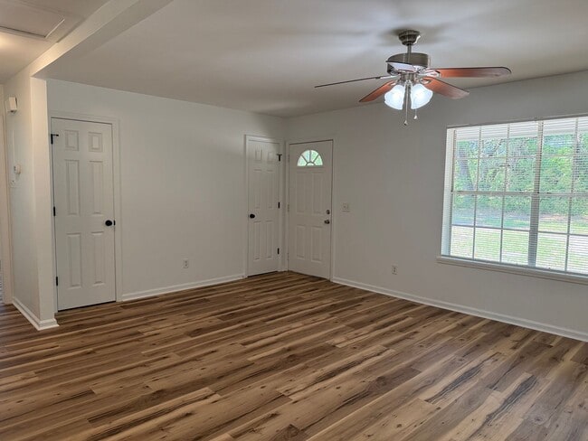 Building Photo - Private Country Setting 2 Bedroom/ 1 Bath Brick Home w/ Storage Shed and Fenced Yard- No HOA