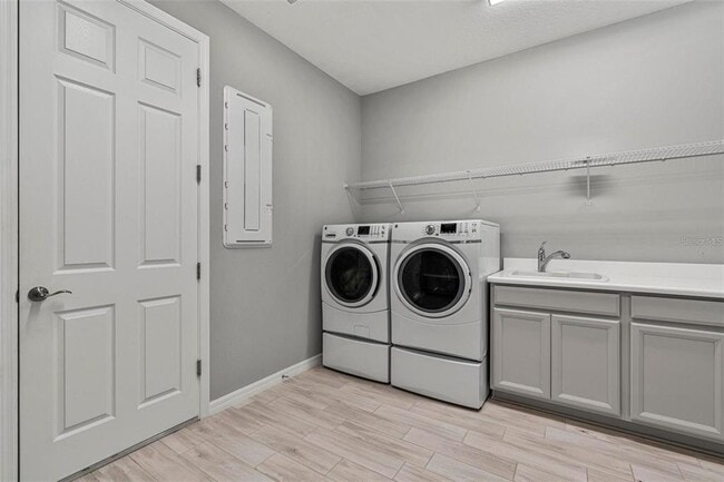 Building Photo - 4789 Ter Blf St
