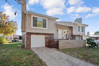 Building Photo - 716 Plankway Dr