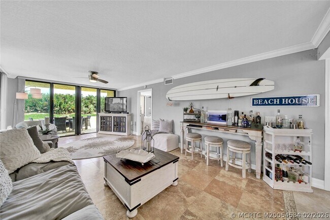 Building Photo - 10680 S Ocean Dr