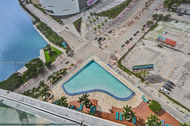 Building Photo - 888 Biscayne Blvd