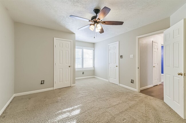 Building Photo - 3030 Jane Long League Dr