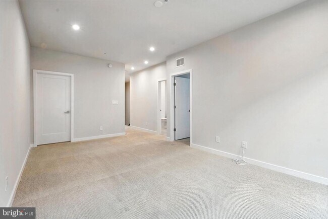 Building Photo - 7548 Sawyer Farm Wy