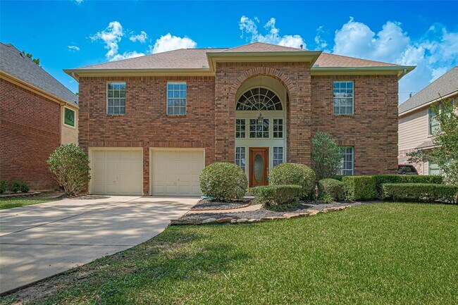 Building Photo - Double Lake Drive, Missouri City, TX 77459 - 4 BR 2.5 BA single-family home