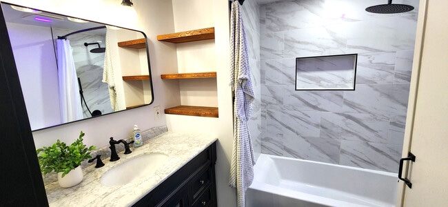 Building Photo - 9500 Rainier Ave S