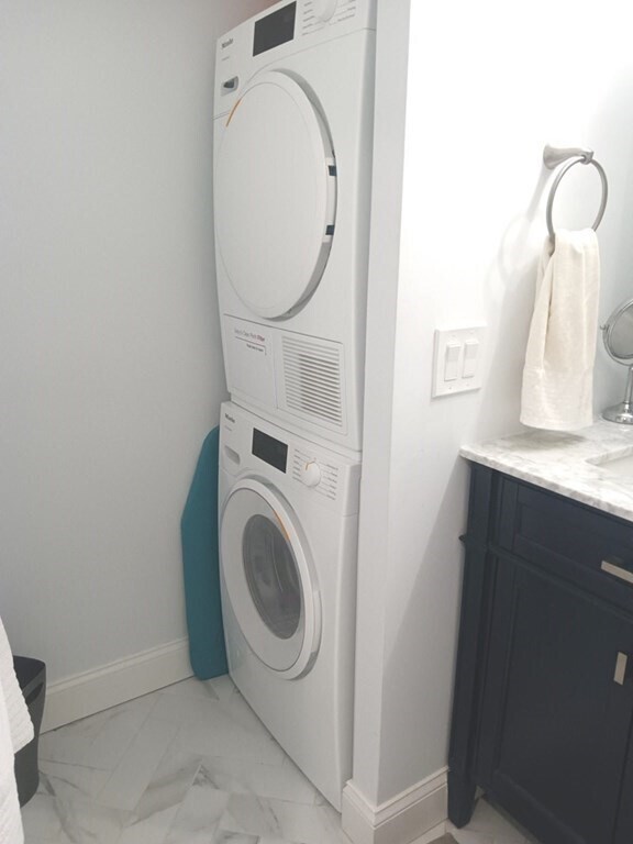 Building Photo - 23 Hancock St