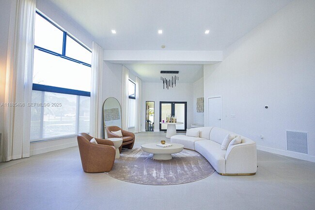 Building Photo - Southwest 89th Place, Miami, FL 33176 - 6 BR 4 BA single-family home