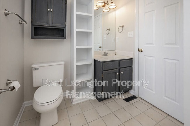 Building Photo - 772 Orlean Cir