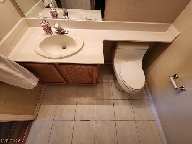 Building Photo - 509 Indian Bluff St