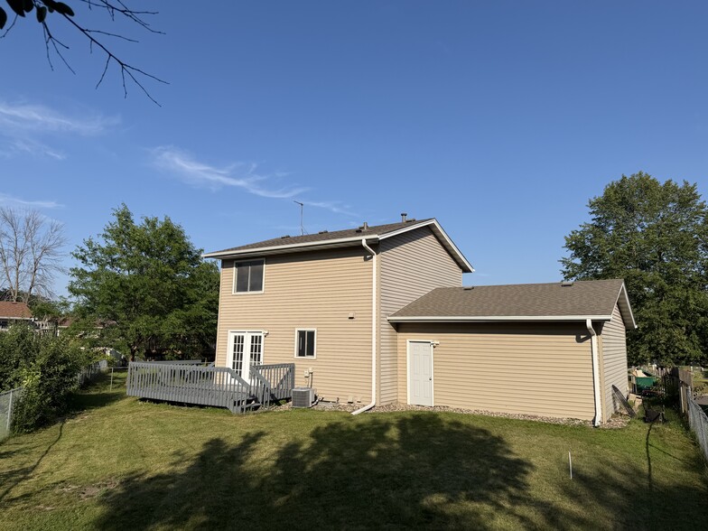 Building Photo - 4533 Cinnamon Ridge Trl