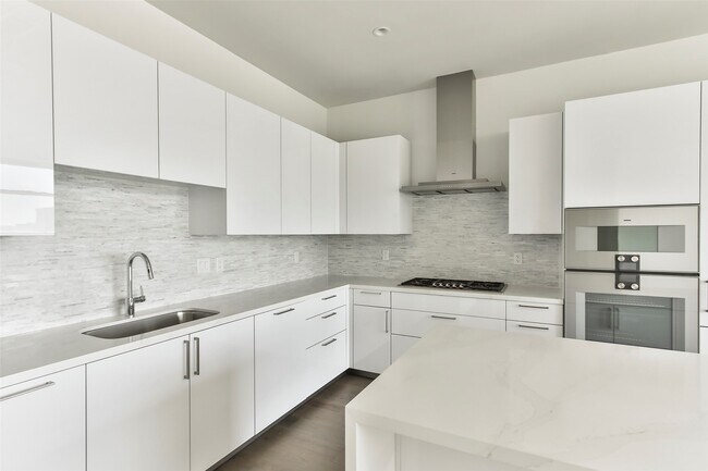 Building Photo - 4521 San Felipe St