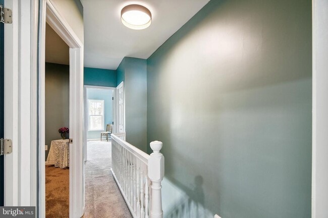 Building Photo - 1648 Normal Ave