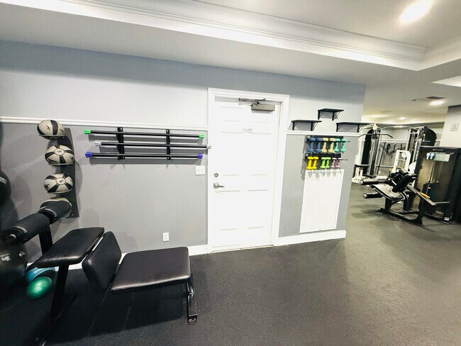 Building Photo - 651 Okeechobee Blvd