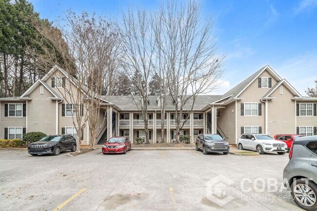 Building Photo - 987 Collier Rd NW