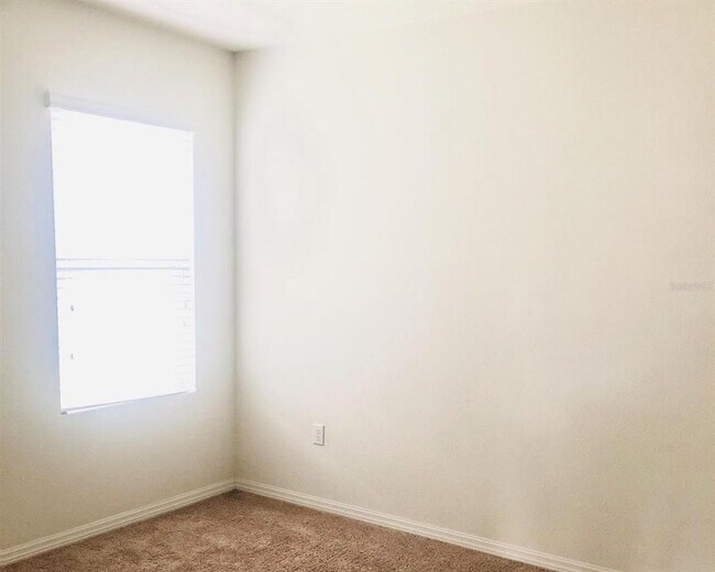 Building Photo - 2222 Sequoia Way