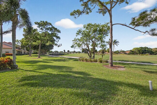 Building Photo - 773 Windermere Way