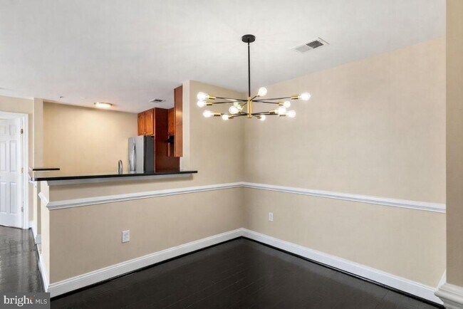 Building Photo - 1031 Gardenview Loop
