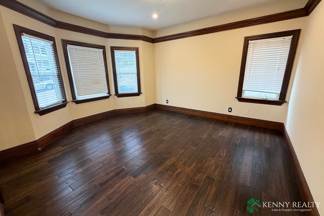 Building Photo - Charming Victorian 3 Bedroom Home in Colma