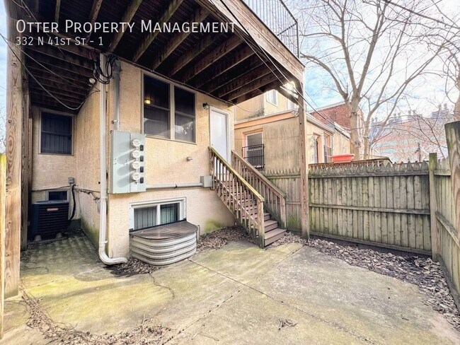 Building Photo - 332 N 41st St