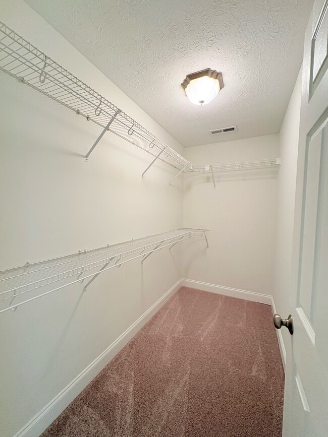 Building Photo - 129 Forever Ct