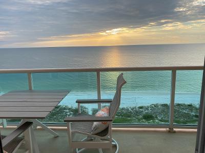 Building Photo - 880 Mandalay Ave