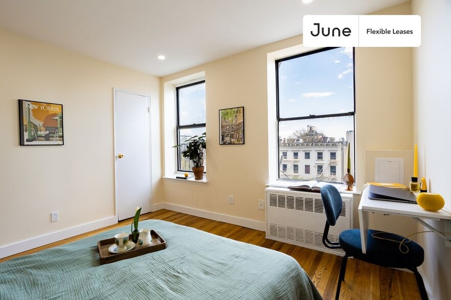 Building Photo - Adorable ROOM at The Lenox House