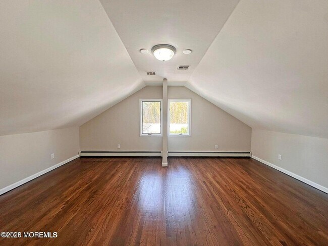 Building Photo - 405 Old Bridge Rd