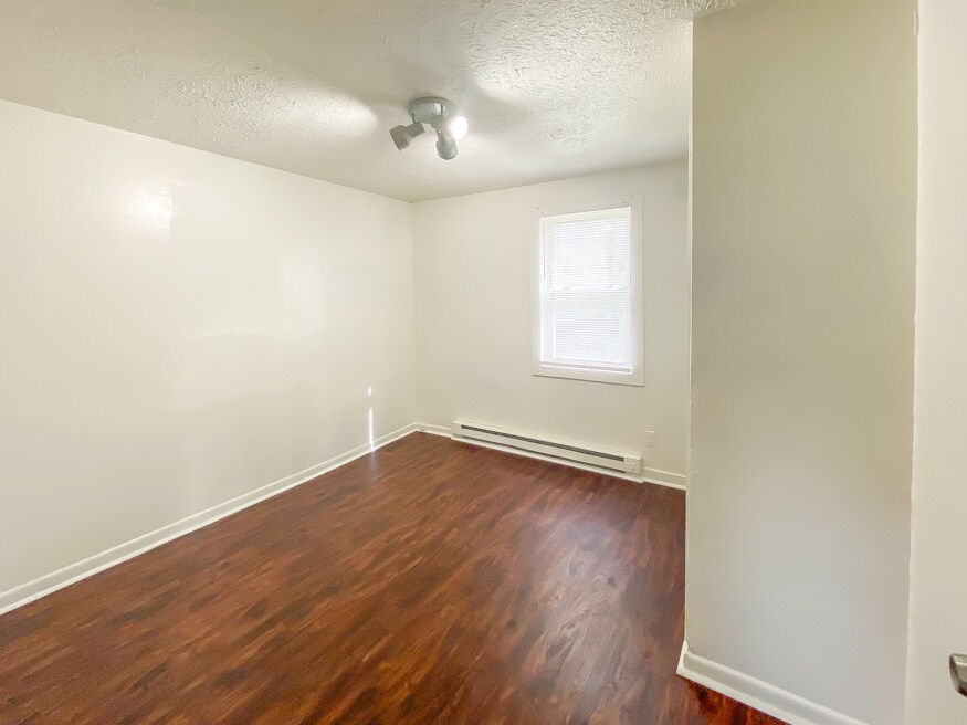 Building Photo - 2201 Front St