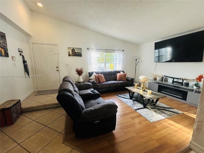 Building Photo - 3452 SW 113th Ct
