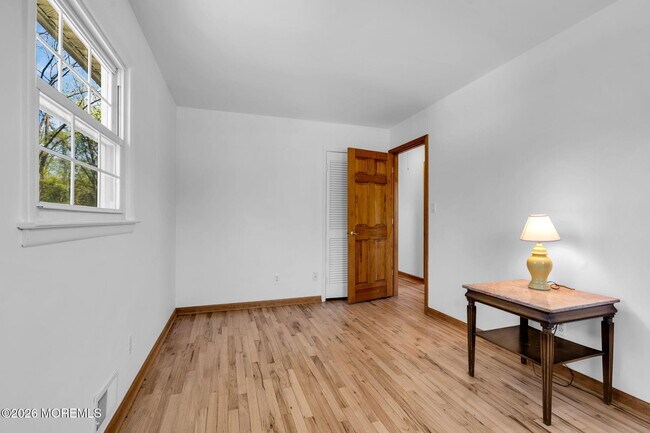 Building Photo - 1112 Wildwood Ave