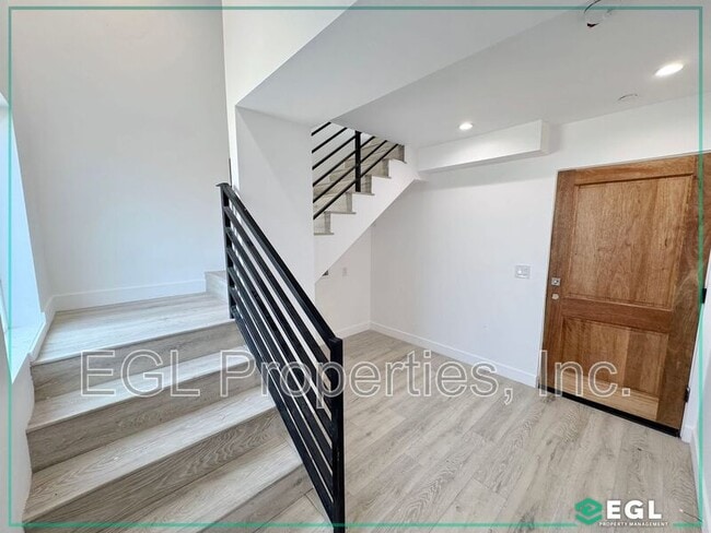 Building Photo - 15314 Grevillea Ave